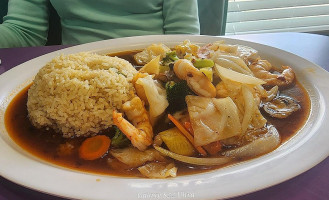 Jolene's Thai Cuisine food