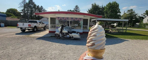 Tastee Treet outside