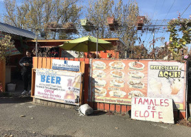 Jalisco Market outside