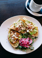 Chuckanut Manor Seafood Grill Comida