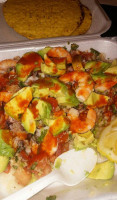 Mariscos La Roca food