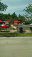 Dairy Queen Grill Chill outside