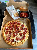 Little Caesars Pizza food