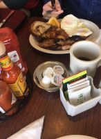 Em J's Cafe drink