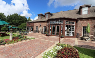 Messina Hof Estate Winery outside