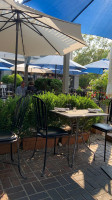 Calistoga Inn Brewery outside