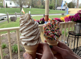 Chappy's Ice Cream outside