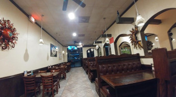 Los Primos Mexican Grill inside