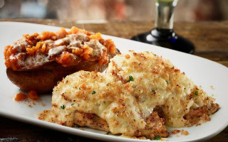 Longhorn Steakhouse food