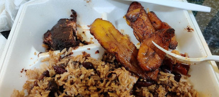 Karubees Jamaican food