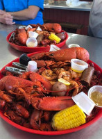 Crawfish Hideaway food