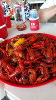 Crawfish Hideaway food