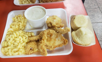 Pop's Honey Fried Chicken food