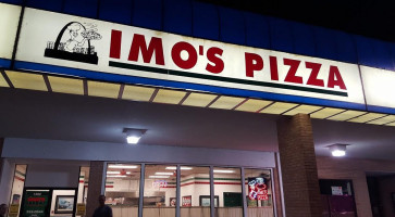 Imo's Pizza outside