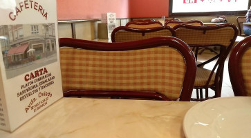 Fuji Sushi House inside