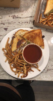 Grilly Cheese food