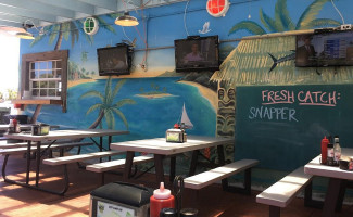 Jazzy's Mainely Lobster outside