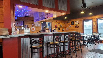 Four Points Pizza Grill inside