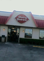 Dairy Queen outside