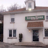 Iccara Pizzeria outside