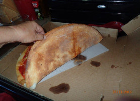 Iccara Pizzeria food