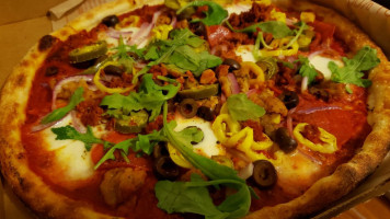 Blaze Pizza food