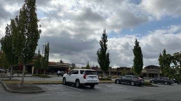 The Market At Birch Bay outside