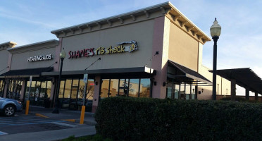 Shane's Rib Shack outside