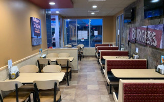 Dairy Queen Grill Chill inside