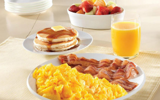 Golden Corral Buffet Grill food