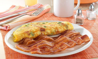 Golden Corral Buffet Grill food