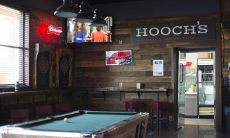 Hooch's inside