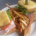 Katt Daddy's Cove Nourriture