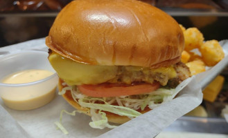 Sorrell's On The Square food