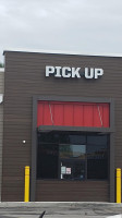 Pizza Hut outside