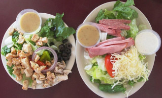 Beach Harbor Pizza food