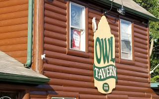 Owl Tavern outside