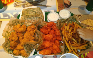 Wingstop food