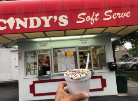 Cindy's Soft Serve outside