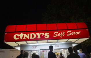Cindy's Soft Serve outside