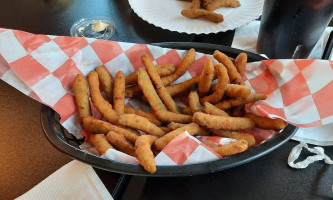 Crossroads Pizza Subs food