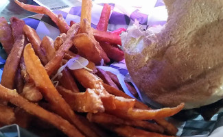 Crossroads Pizza Subs food