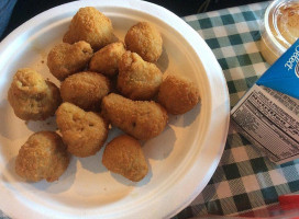 Russell's Barbecue food