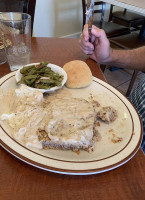 Six Mile Cafe food