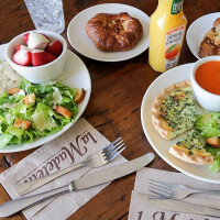 La Madeleine French Bakery Cafe food