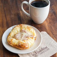 La Madeleine French Bakery Cafe food
