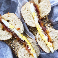 Bruegger's Bagels food