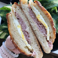 Bruegger's Bagels food