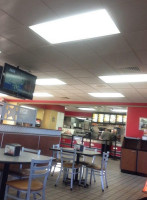 Hardee’s inside