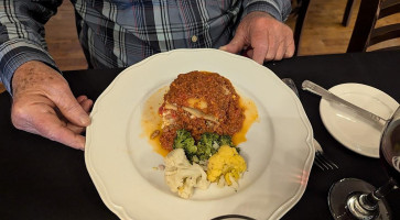 Garlic Mike's food
